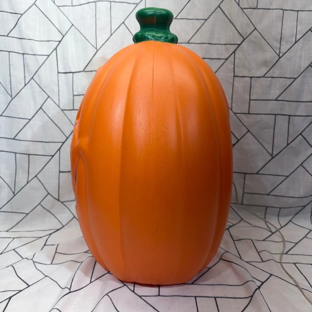 General Foam Plastic Blow Mold Pumpkin 20